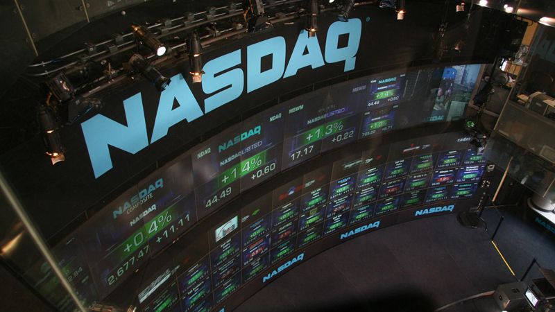 NASDAQ là một sàn giao dịch chứng khoán Mỹ